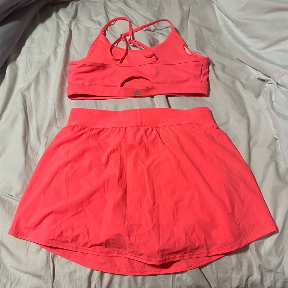 Alo set fluorescent pink coral - Picture 3 of 5